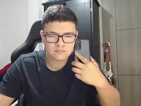 Plug Control online show from March 2025 05:17:02 PM