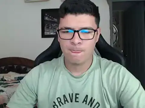 Plug Control online show from March 2025 05:49:02 PM