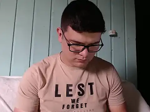 Plug Control online show from March 2026 08:37:02 PM