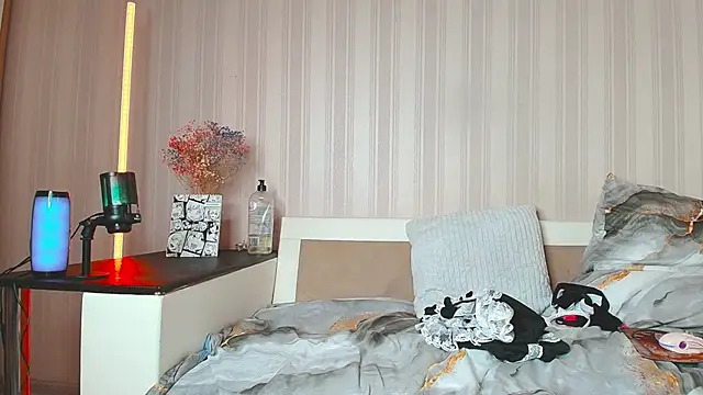 Snapshot of Meowroslava chatting on October 2025 10:27:02 AM Meowroslava online show from October 2025 10:27:02 AM