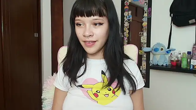 Snapshot of Marceline_0 chatting on December 2024 04:00:02 AM Marceline 0 online show from December 2024 04:00:02 AM