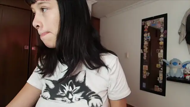 Snapshot of Marceline_0 chatting on January 2025 03:12:01 PM Marceline 0 online show from January 2025 03:12:01 PM