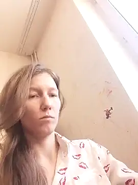 Snapshot of CatFerae chatting on January 2025 10:44:01 AM CatFerae online show from January 2025 10:44:01 AM