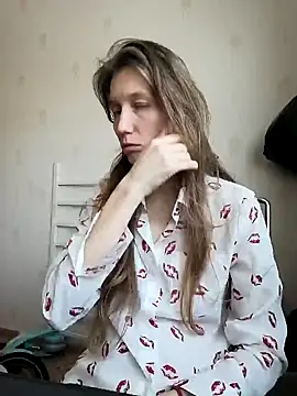 Snapshot of CatFerae chatting on January 2025 09:24:01 AM CatFerae online show from January 2025 09:24:01 AM