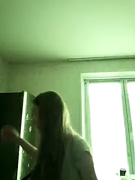 Snapshot of CatFerae chatting on February 2025 05:51:02 AM CatFerae online show from February 2025 05:51:02 AM