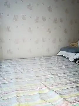 Snapshot of CatFerae chatting on February 2025 04:06:01 AM CatFerae online show from February 2025 04:06:01 AM