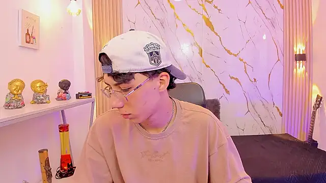 Nikolay Gregori online show from March 2026 04:27:01 AM