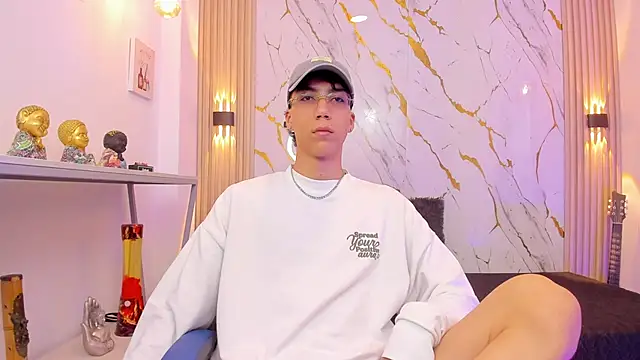 Nikolay Gregori online show from April 2026 04:19:01 AM