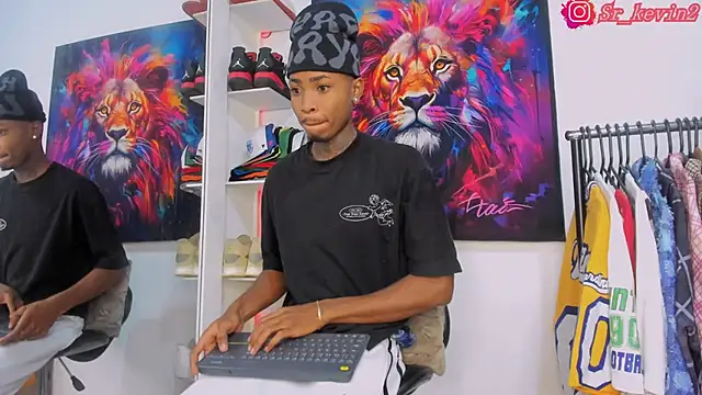 Pantera black 21 online show from November 2025 08:47:01 AM