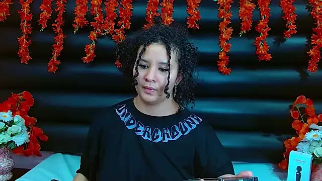 Snapshot of AlaSmith chatting on February 2025 05:31:01 AM AlaSmith online show from February 2025 05:31:01 AM