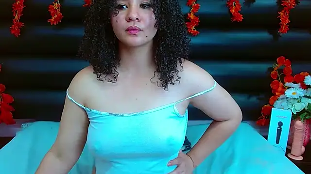 Snapshot of AlaSmith chatting on February 2025 05:05:02 AM AlaSmith online show from February 2025 05:05:02 AM