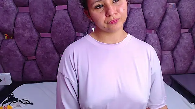 Snapshot of AlaSmith chatting on March 2025 08:56:02 AM AlaSmith online show from March 2025 08:56:02 AM