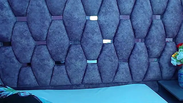 Snapshot of AlaSmith chatting on March 2025 02:16:02 AM AlaSmith online show from March 2025 02:16:02 AM