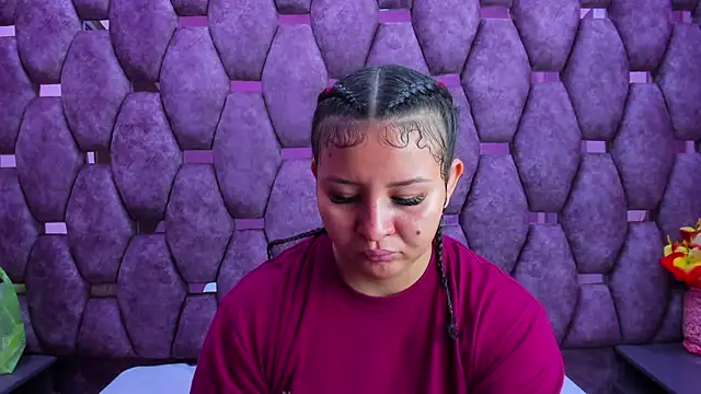 Snapshot of AlaSmith chatting on October 2025 02:26:02 AM AlaSmith online show from October 2025 02:26:02 AM