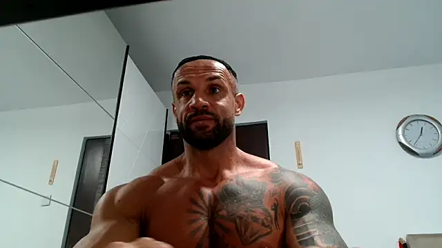 Magnificmuscles89 online show from November 2025 10:39:02 AM