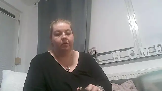 Snapshot of HarleyQuinnundJoker chatting on October 2025 11:04:01 PM HarleyQuinnundJoker online show from October 2025 11:04:01 PM