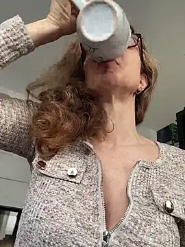 AnnikaRose online show from April 2026 05:47:02 AM