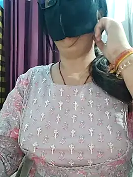 Aishwaryaa 69 online show from May 2026 04:11:02 PM