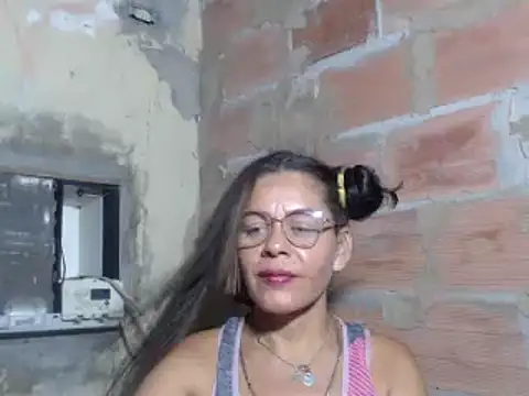 Horney-Blonde online show from January 2025 04:04:02 AM