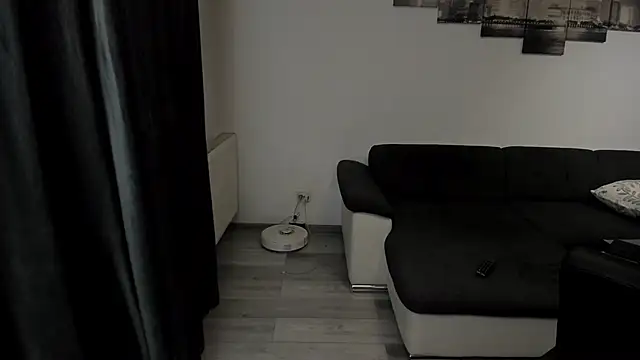 Snapshot of Richarddarell1 chatting on January 2026 06:28:02 AM Richarddarell1 online show from January 2026 06:28:02 AM