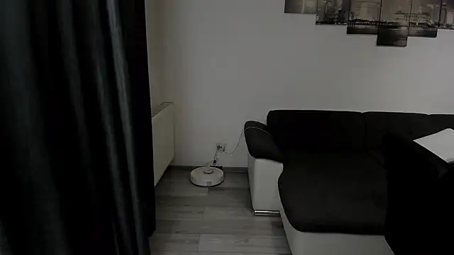 Snapshot of Richarddarell1 chatting on February 2026 06:01:01 AM Richarddarell1 online show from February 2026 06:01:01 AM