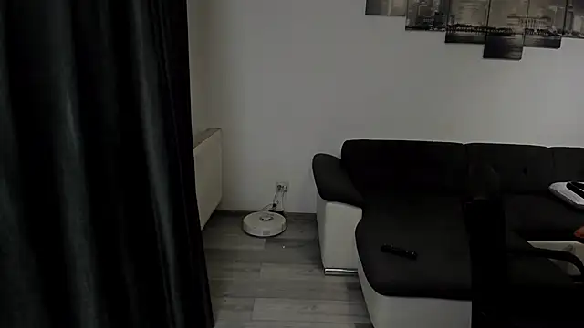 Snapshot of Richarddarell1 chatting on February 2026 06:29:02 AM Richarddarell1 online show from February 2026 06:29:02 AM