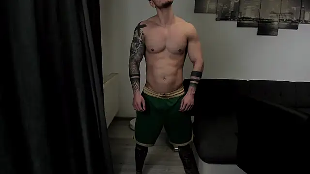 Snapshot of Richarddarell1 chatting on February 2026 06:36:02 AM Richarddarell1 online show from February 2026 06:36:02 AM