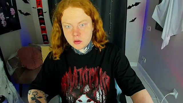 Cassie xKiss online show from October 2025 08:57:01 PM