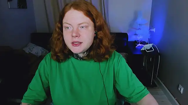 Cassie xKiss online show from December 2025 08:49:02 PM