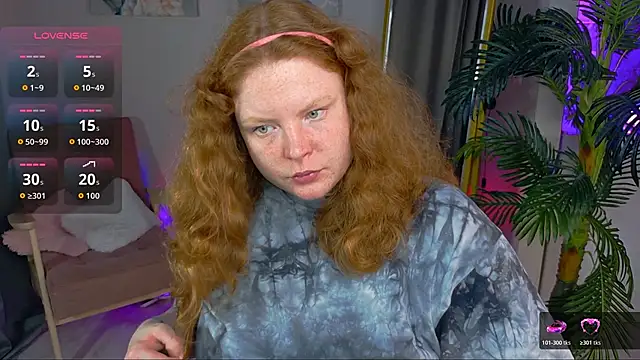Snapshot of Cassie_xKiss chatting on June 2026 08:32:02 PM Cassie xKiss online show from June 2026 08:32:02 PM