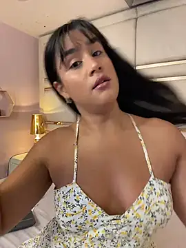 Snapshot of bonniekim_ chatting on November 2025 05:00:01 PM bonniekim online show from November 2025 05:00:01 PM