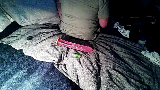 Snapshot of Jacknjimmyjohn chatting on December 2025 12:20:01 PM Jacknjimmyjohn online show from December 2025 12:20:01 PM