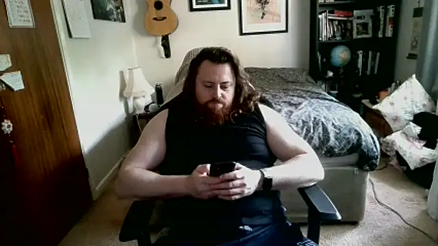 Hairy Guy30 online show from May 2026 06:37:01 PM