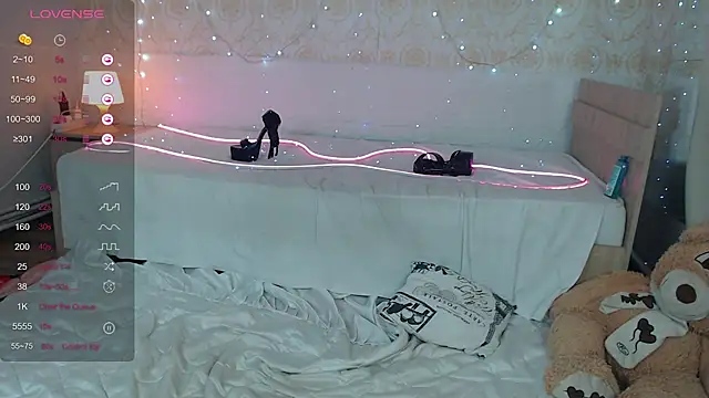 Snapshot of Alice_here chatting on February 2025 11:15:01 PM Alice here online show from February 2025 11:15:01 PM