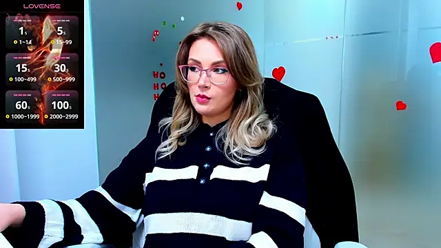 Snapshot of anyarosses chatting on December 2024 05:26:01 AM anyarosses online show from December 2024 05:26:01 AM