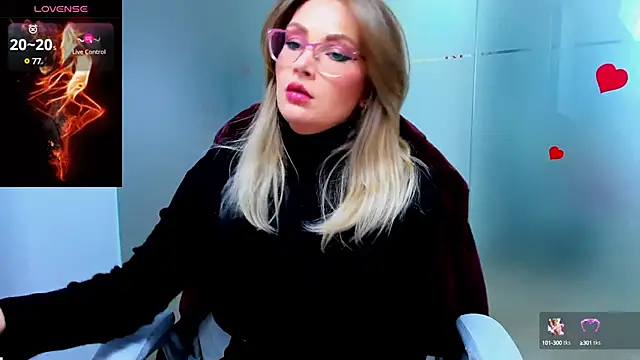 Snapshot of anyarosses chatting on January 2025 06:11:01 AM anyarosses online show from January 2025 06:11:01 AM