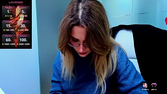 Snapshot of anyarosses chatting on February 2025 06:24:01 AM anyarosses online show from February 2025 06:24:01 AM