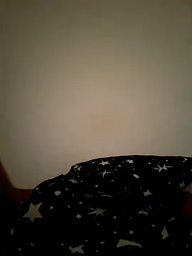 Snapshot of emea4 chatting on September 2025 08:25:01 AM emea4 online show from September 2025 08:25:01 AM