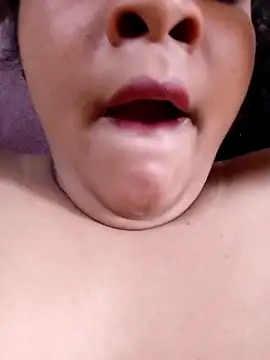 Snapshot of Asliaa1 chatting on October 2025 08:12:01 AM Asliaa1 online show from October 2025 08:12:01 AM