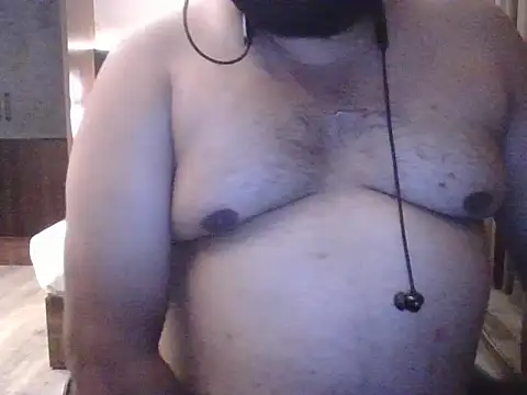 Hunk-Hand6 online show from October 2025 02:04:02 PM