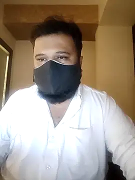 Hunk-Hand6 online show from December 2025 05:42:02 PM