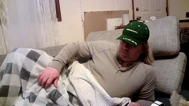 Snapshot of Mic_Oxinner chatting on January 2025 03:50:02 AM Mic Oxinner online show from January 2025 03:50:02 AM