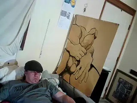 Snapshot of Mic_Oxinner chatting on January 2025 01:44:02 PM Mic Oxinner online show from January 2025 01:44:02 PM