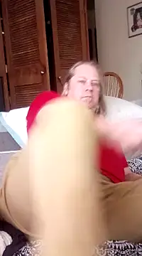 Snapshot of Mic_Oxinner chatting on February 2025 08:13:01 PM Mic Oxinner online show from February 2025 08:13:01 PM