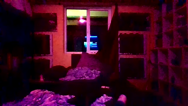 Snapshot of Mic_Oxinner chatting on December 2025 10:54:01 AM Mic Oxinner online show from December 2025 10:54:01 AM