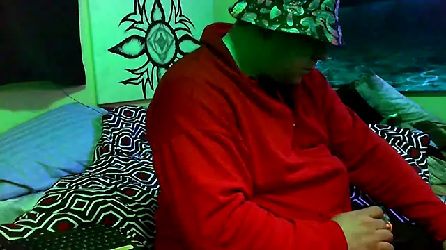 Mic Oxinner online show from March 2026 09:59:01 AM