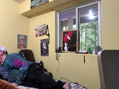 Mic Oxinner online show from April 2026 01:43:02 AM