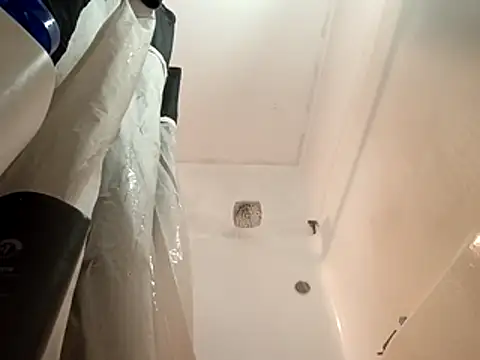 Mic Oxinner online show from April 2026 07:44:02 AM