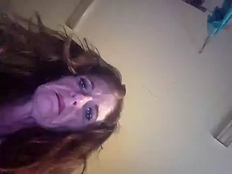 Snapshot of Avaivory chatting on September 2025 01:35:01 PM Avaivory online show from September 2025 01:35:01 PM