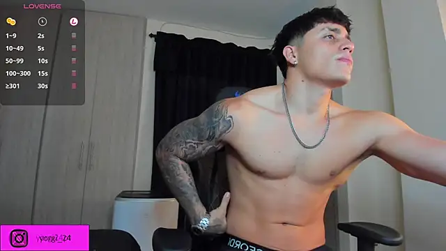 Snapshot of _joansoto chatting on March 2025 01:12:02 PM  joansoto online show from March 2025 01:12:02 PM